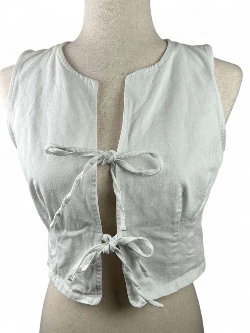 Women's White Tie-Front Sleeveless Crop Top